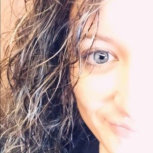 Meet your Posher, Jennie